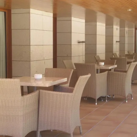 Hotel De 4*