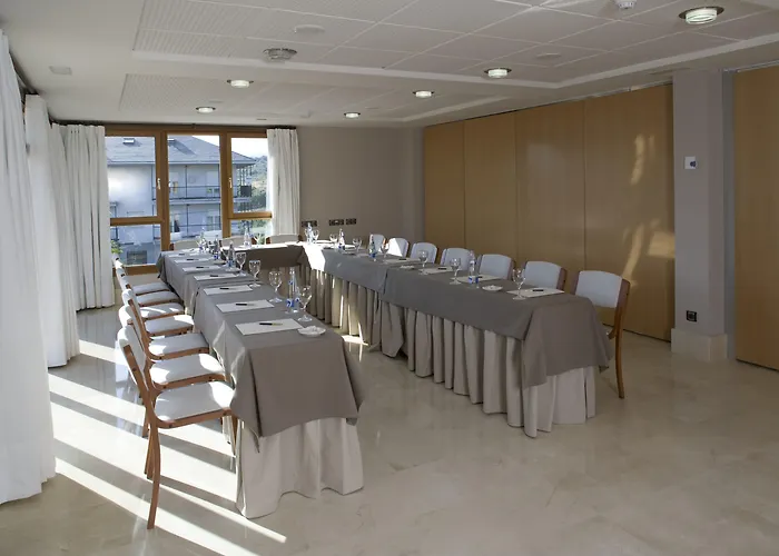 호텔 파라도르 드 푸에블라 드 사나브리아 푸에블라 데 사나브리아