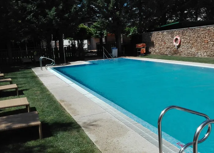 파라도르 드 푸에블라 드 사나브리아 호텔