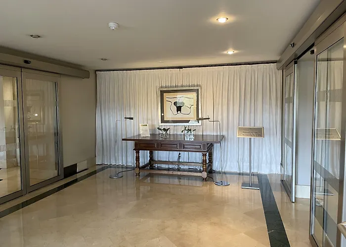 파라도르 드 푸에블라 드 사나브리아 호텔 푸에블라 데 사나브리아