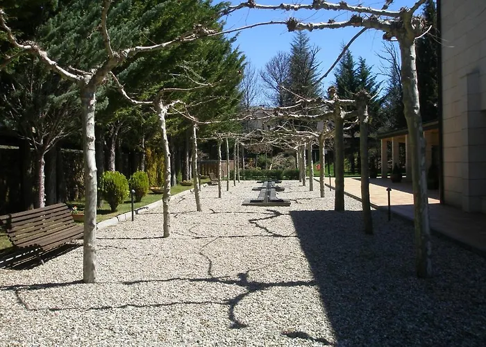 파라도르 드 푸에블라 드 사나브리아 호텔